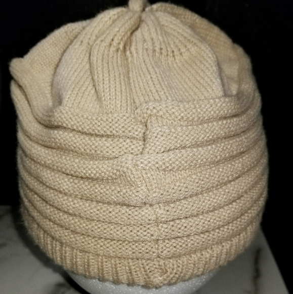 Hat - Picture 3 of 4